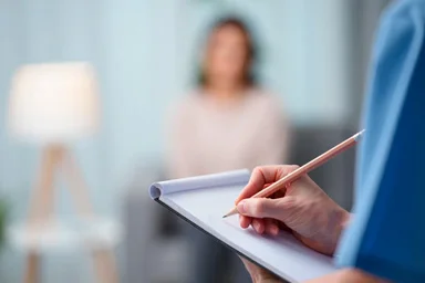 Врач-психиатр в Акуше